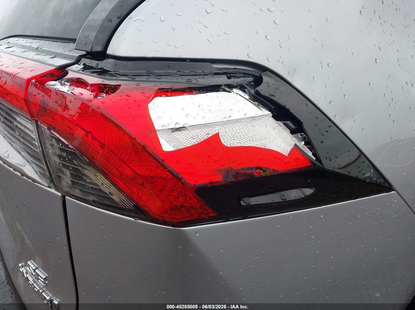 VIN 4T3T6RFV8PU130536 2023 TOYOTA RAV4 HYBRID SE