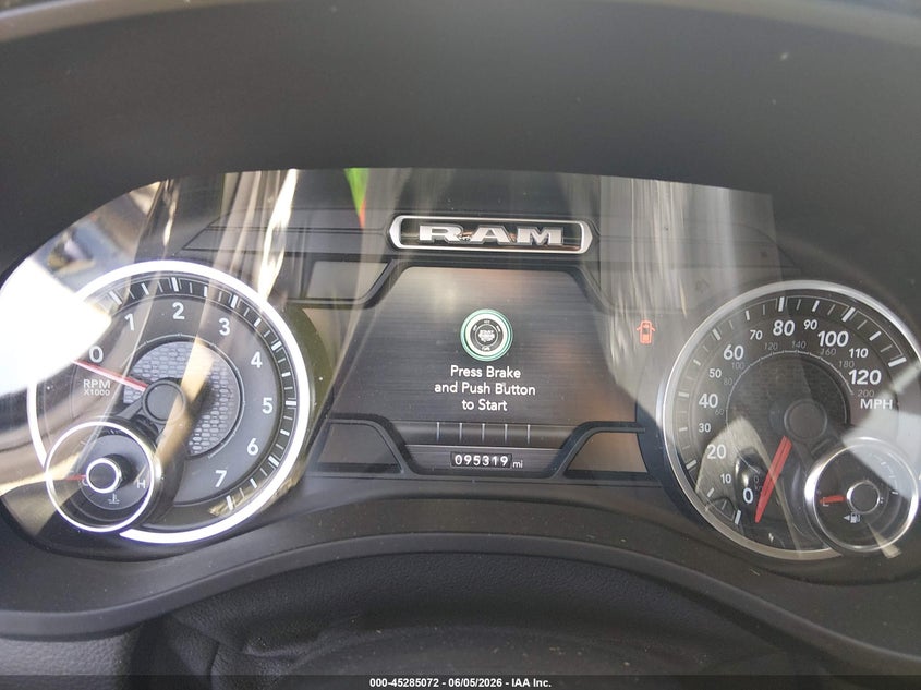 2019 RAM 1500 auction photo 7