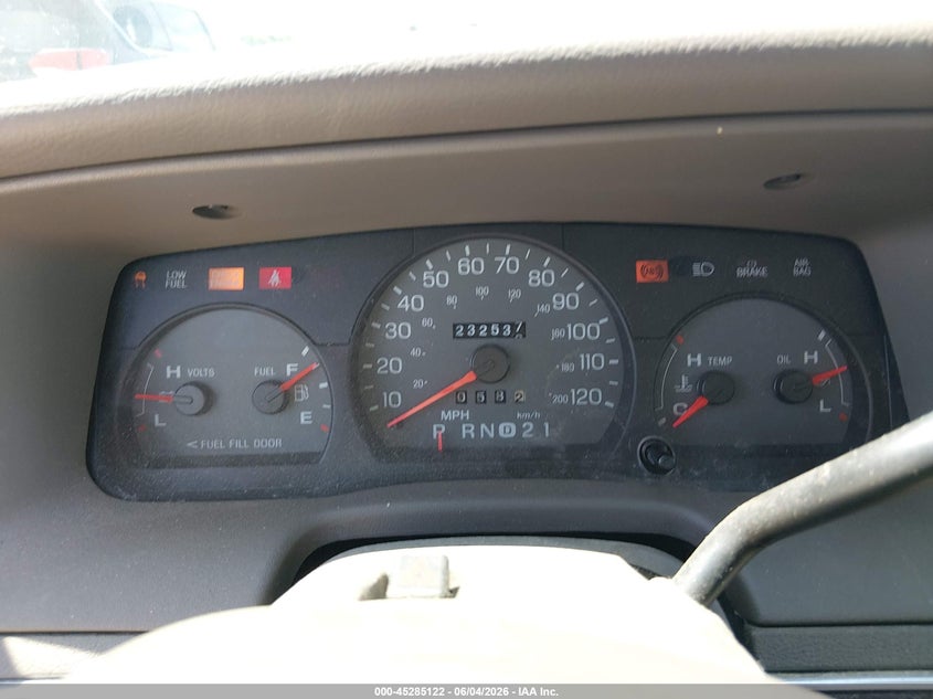 2003 Mercury Grand Marquis Gs VIN: 2MEFM74W63X649960 Lot: 45285122
