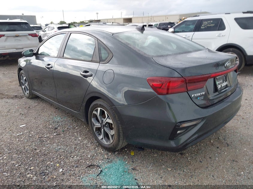 Vin: 3kpf24ad6me263734, lot: 45783054, kia forte lxs 20213