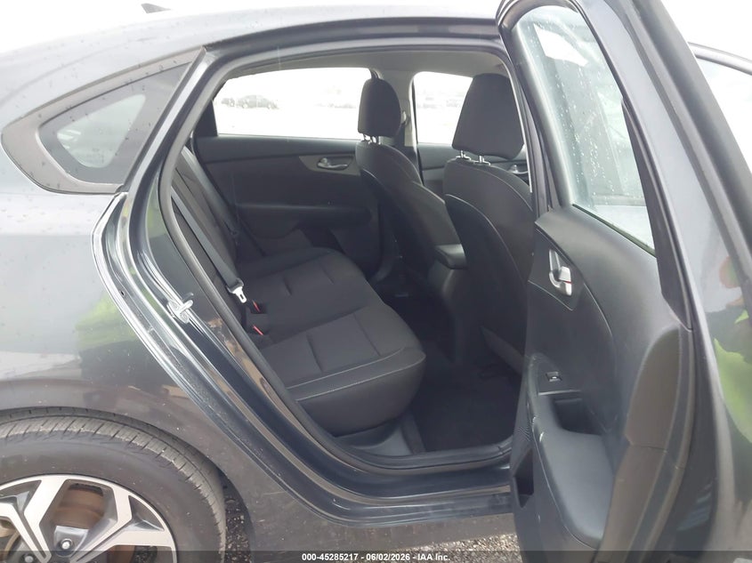 2021 Kia Forte Lxs VIN: 3KPF24AD6ME263734 Lot: 45285217