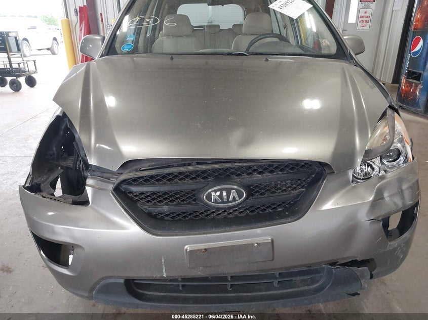 2009 Kia Rondo Lx VIN: KNAFG528197252718 Lot: 45285221