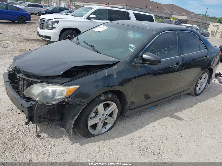 4T1BF1FK5EU771040 2014 Toyota Camry Se photo 1