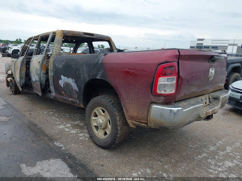 Vin: 3c6ur5hlxrg306030, lot: 45783355, ram 2500 tradesman  4x4 8' box 20243
