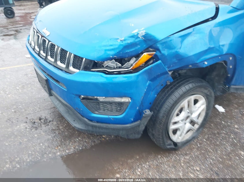 2018 Jeep Compass Sport 4X4 VIN: 3C4NJDAB8JT248799 Lot: 45285606