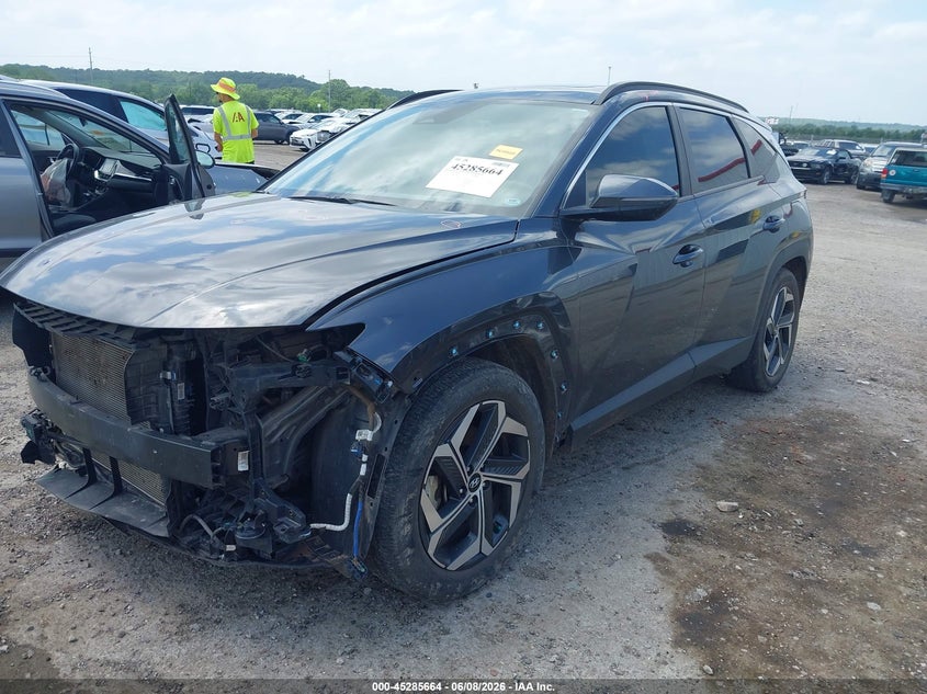 2024 HYUNDAI TUCSON auction photo 2