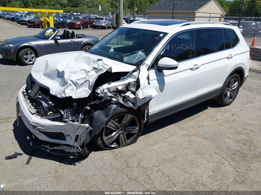 2021 VOLKSWAGEN TIGUAN 2.0L I-4 DI, DOHC, V(VIN: 3VV2B7AX2MM000772