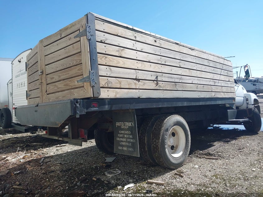 1999 GMC C-SERIES auction photo 4