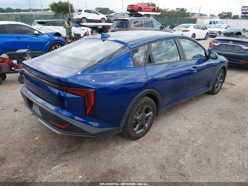 Vin: 3kpft4de4se064728, lot: 45783600, kia k4 lxs 20254