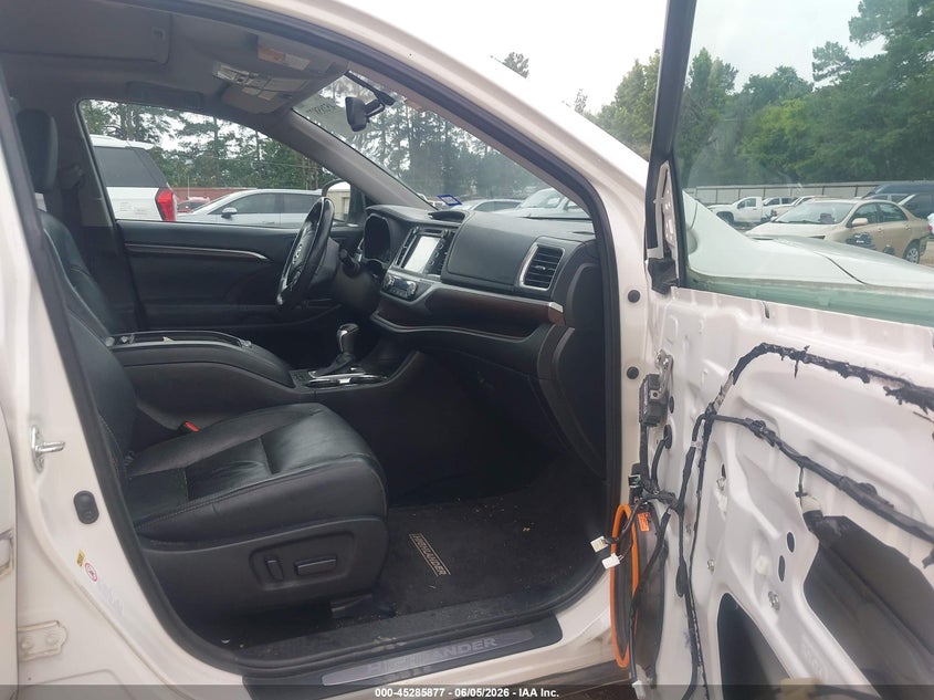 2014 TOYOTA HIGHLANDER auction photo 5