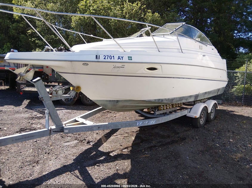 2004 MAXUM 2400ST auction photo 2