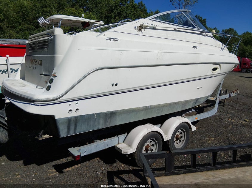 2004 MAXUM 2400ST auction photo 4