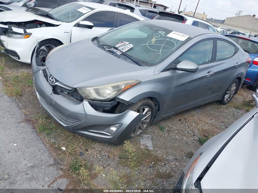 2016 HYUNDAI ELANTRA auction photo 2