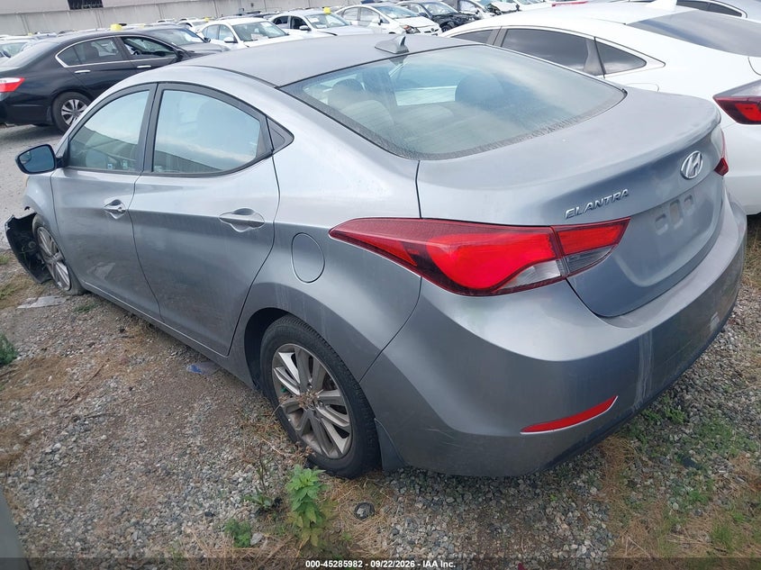 2016 HYUNDAI ELANTRA auction photo 3