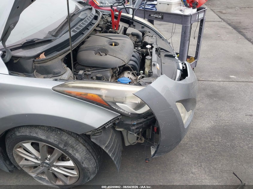 2016 HYUNDAI ELANTRA auction photo 6
