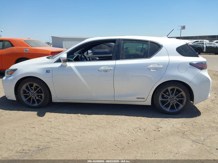 2012 Lexus Ct 1.8 Ct 200H Premium white Lot 111045286006 Vin JTHKD5BH7C2111374