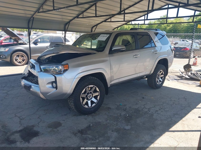 Vin: jtebu5jr4k5658946, lot: 45783904, toyota 4runner trd off road premium 20192
