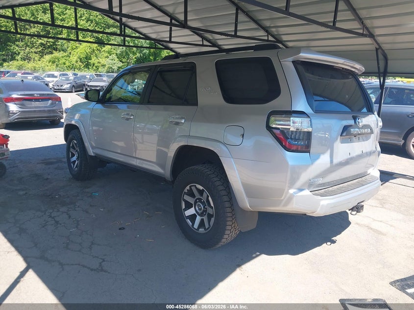 Vin: jtebu5jr4k5658946, lot: 45783904, toyota 4runner trd off road premium 20193