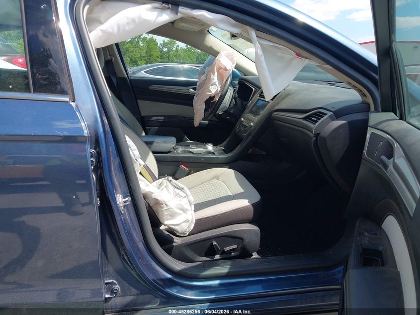 VIN 3FA6P0HD3KR166129 2019 FORD FUSION SE