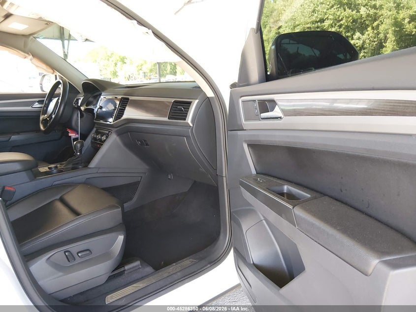 2018 VOLKSWAGEN ATLAS auction photo 5