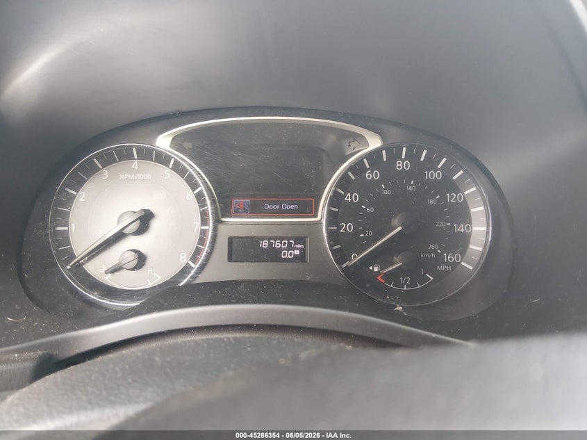 2013 Nissan Pathfinder Sv VIN: 5N1AR2MN7DC647832 Lot: 45286354