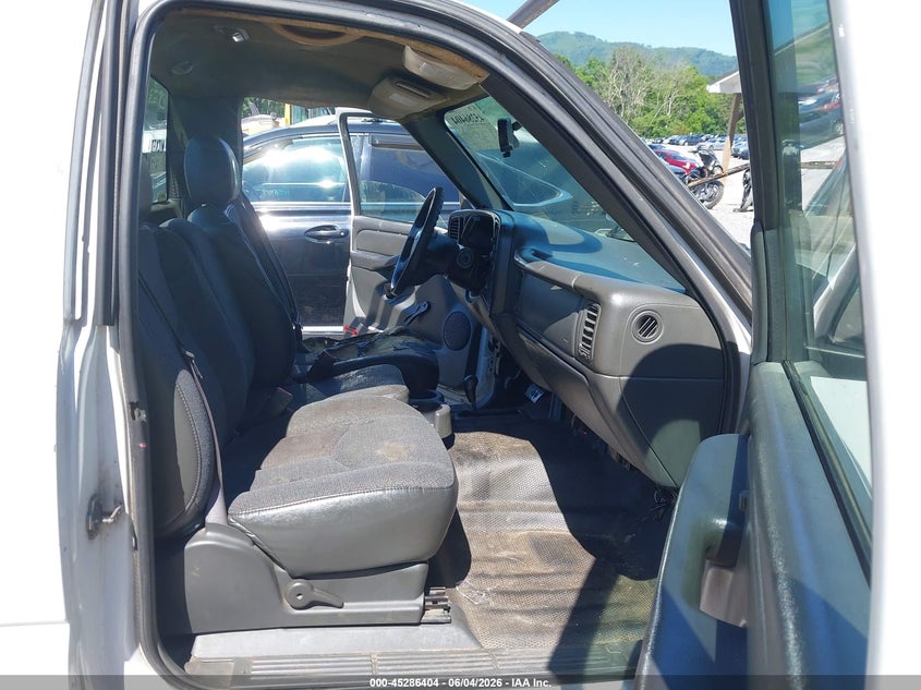 2007 CHEVROLET SILVERADO 1500 CLASSIC auction photo 5