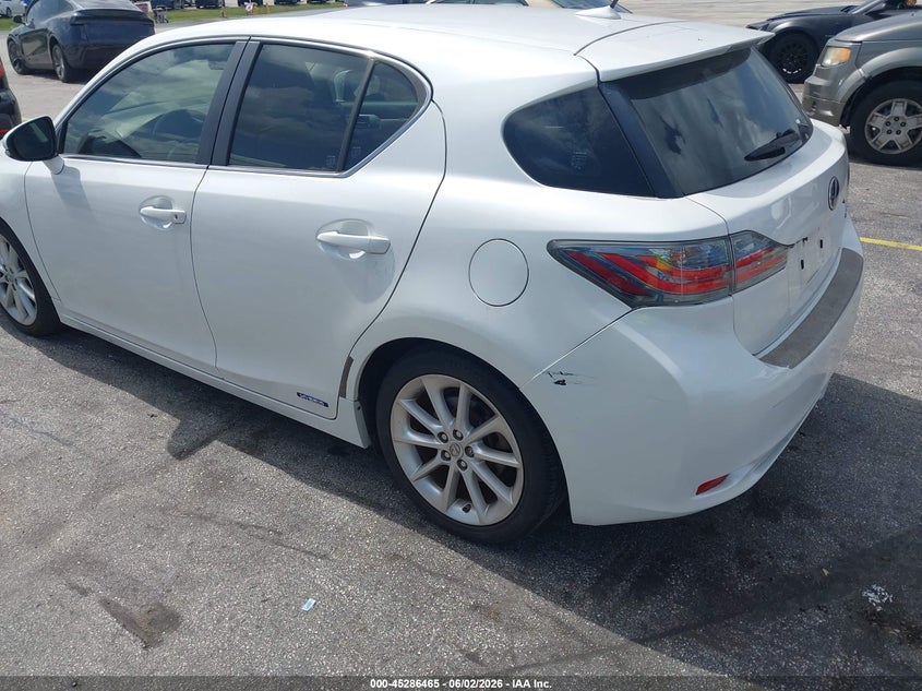 JTHKD5BH8C2050522 2012 Lexus Ct 1.8 Ct 200H Premium white