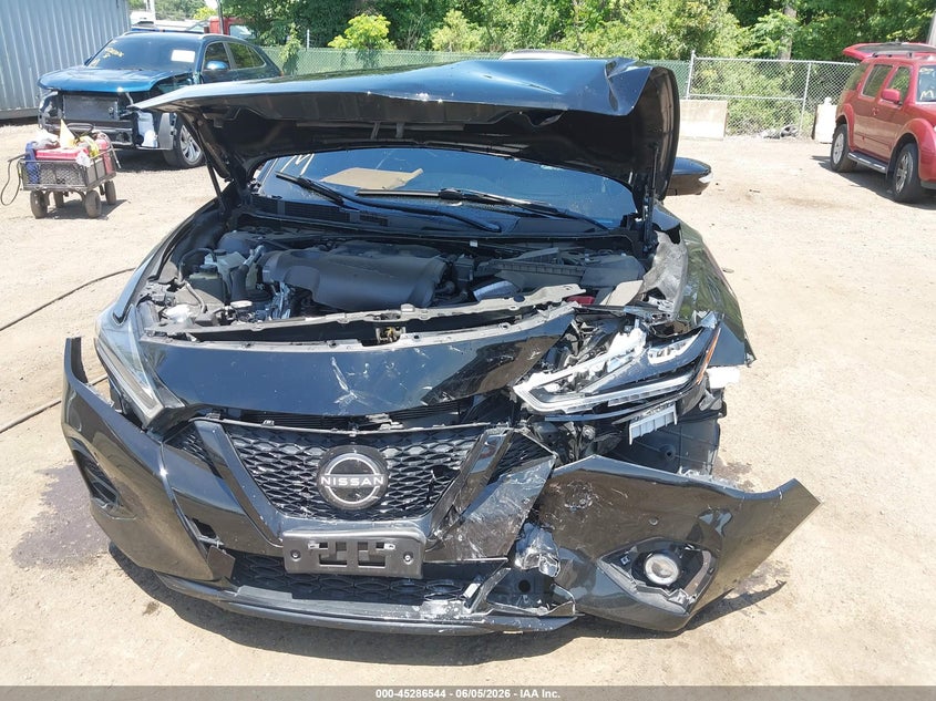 2023 NISSAN MAXIMA auction photo 6