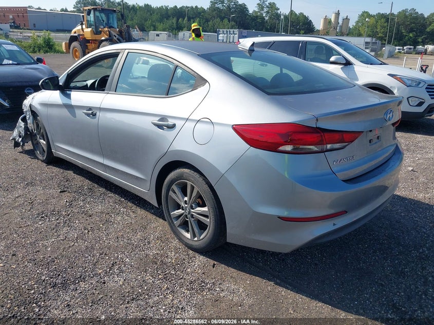2017 HYUNDAI ELANTRA auction photo 3