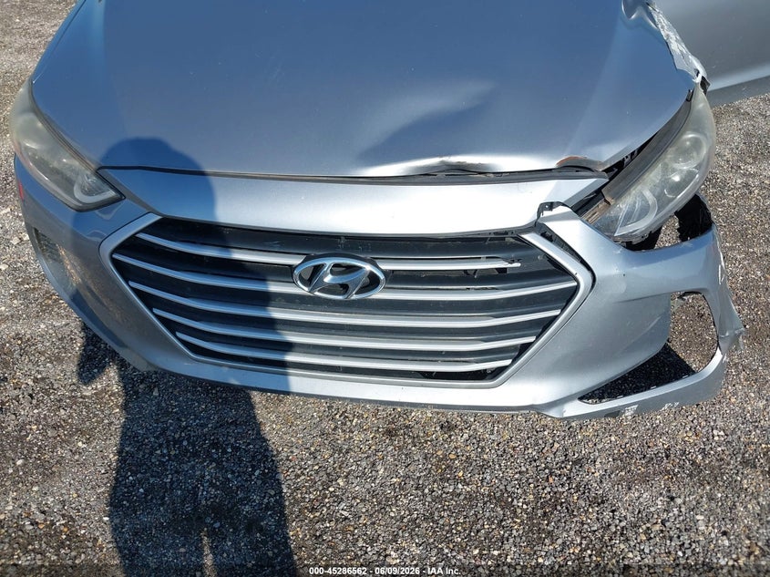 2017 HYUNDAI ELANTRA auction photo 6