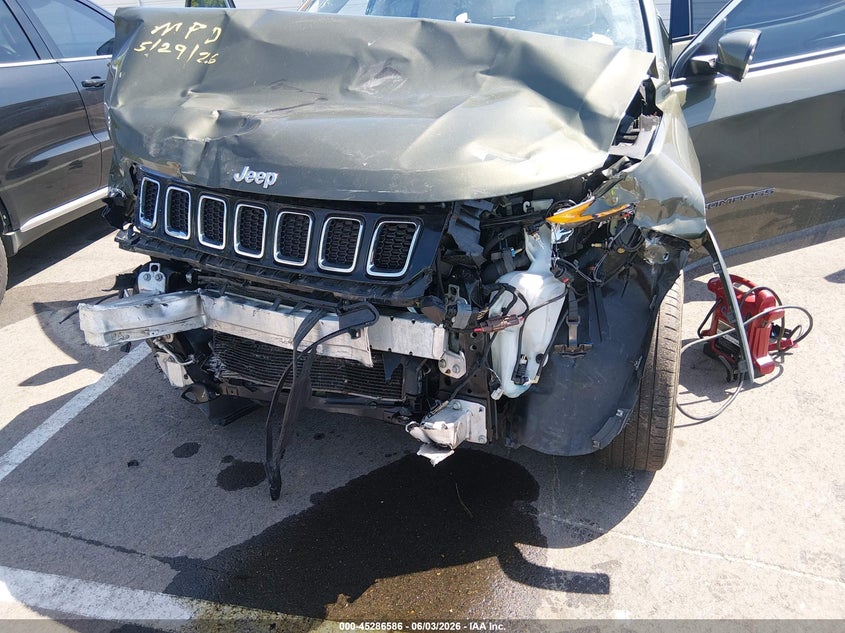 2018 JEEP COMPASS auction photo 6