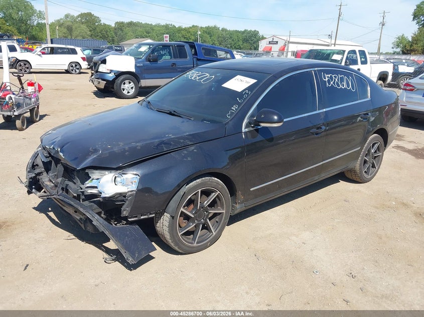 2008 Volkswagen Passat Lux WVWEK73C58E170691 photo 1