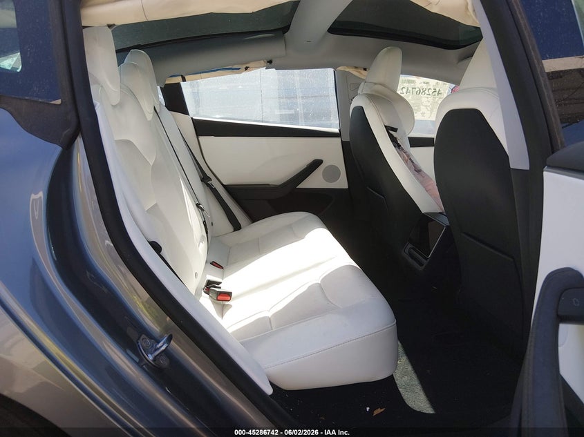 2025 Tesla Model 3 Long Range Rear-Wheel Drive/Standard Rear-Wheel Drive VIN: 5YJ3E1EAXSF005796 Lot: 45286742