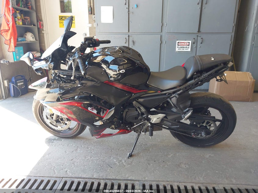 2022 Kawasaki Ex650 N VIN: ML5EXEN18NDA76160 Lot: 45286837