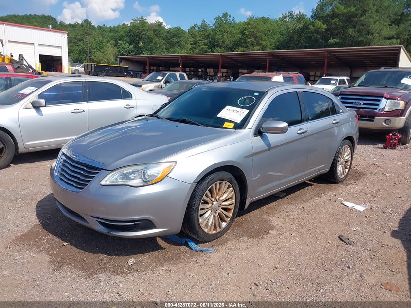 2013 Chrysler 200 Lx 1C3CCBAB3DN685771 photo 1
