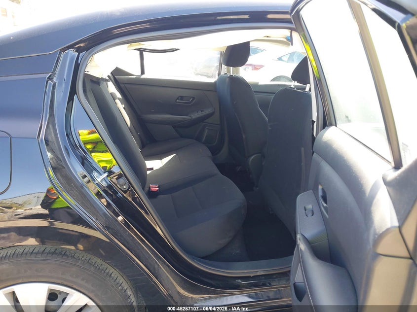 2024 NISSAN SENTRA auction photo 8