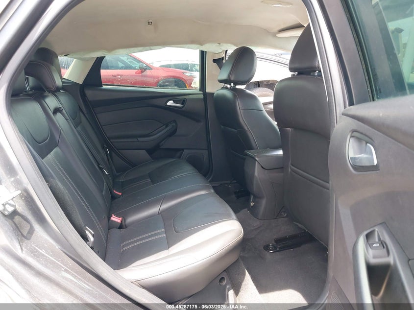 2014 FORD FOCUS auction photo 8