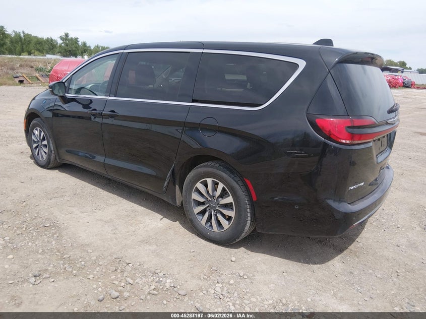 VIN: 2C4RC1L73PR575643 2023 CHRYSLER PACIFICA HYBRID TOURING L