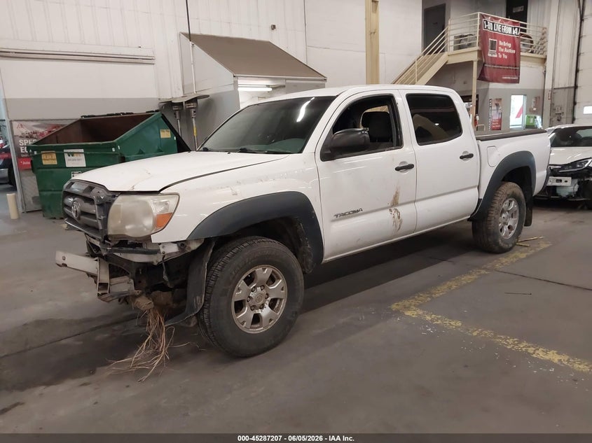 2009 TOYOTA TACOMA auction photo 2