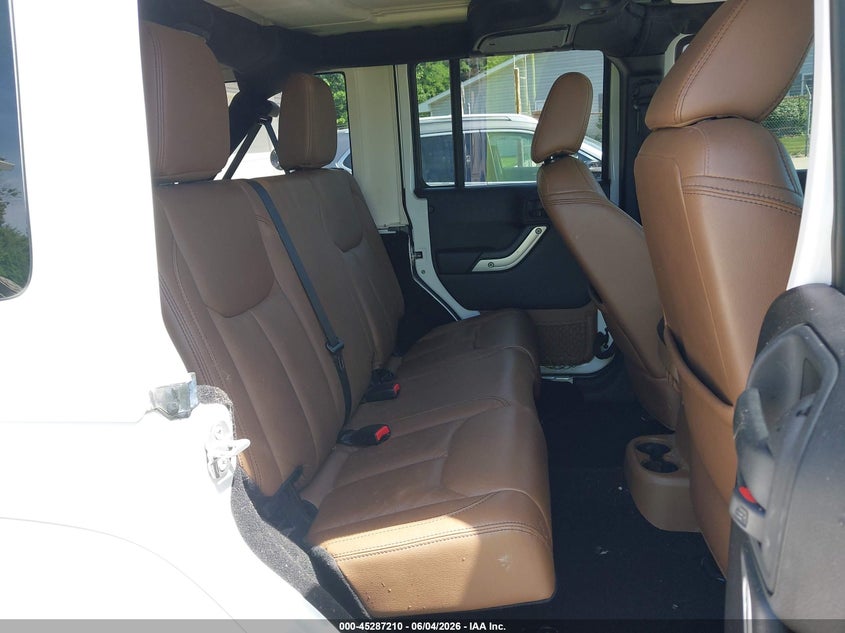 2015 Jeep Wrangler Unlimited Sahara VIN: 1C4BJWEG9FL645557 Lot: 45287210