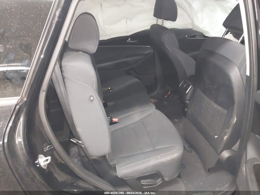 2017 Kia Sorento 2.4L L VIN: 5XYPG4A32HG221213 Lot: 45287260