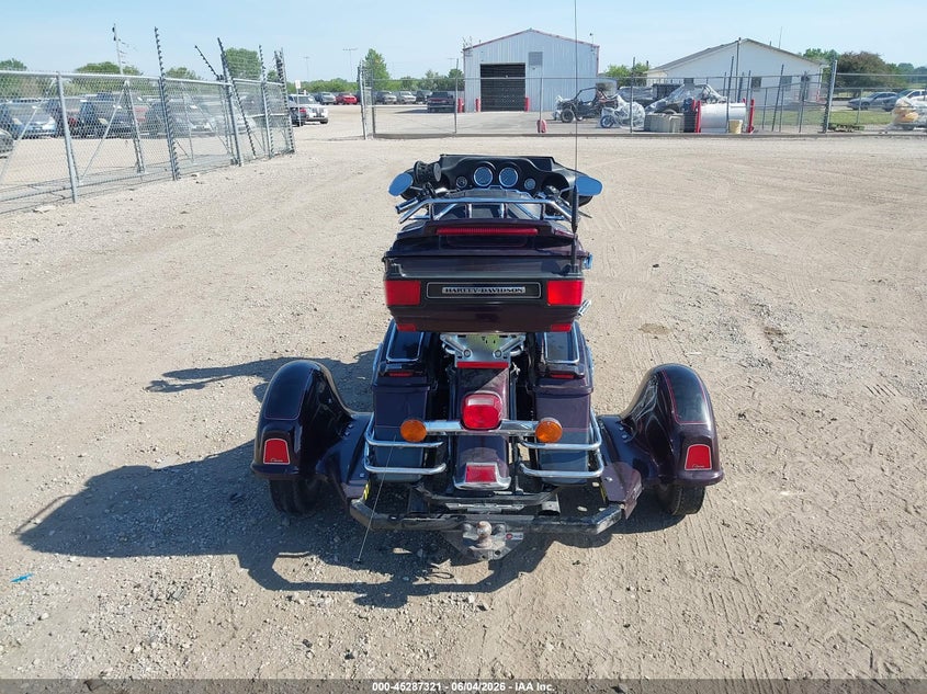 2006 Harley-Davidson Flhtcui VIN: 1HD1FCW136Y702181 Lot: 45287321