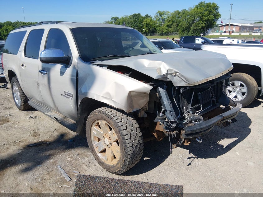 2010 GMC YUKON XL 1500 auction photo 1