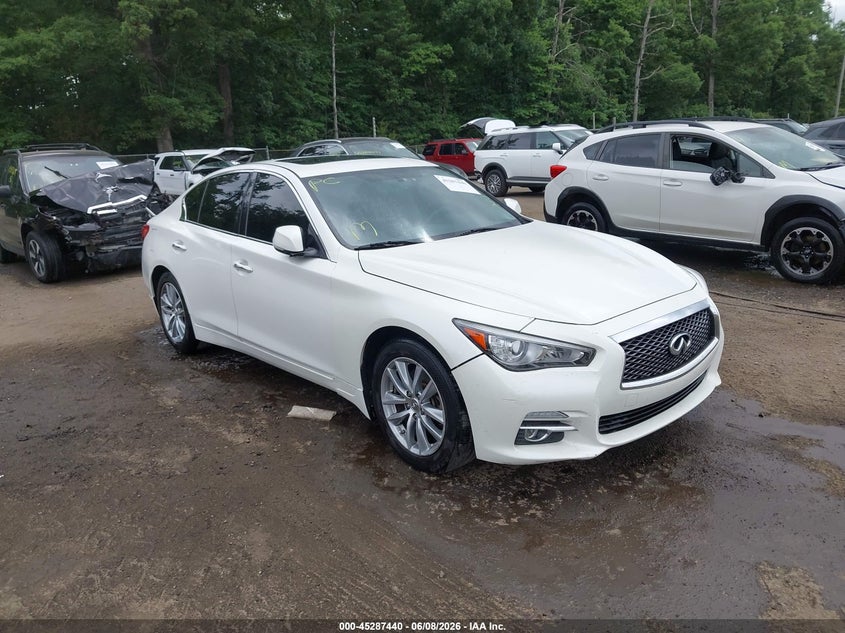Vin: jn1bv7ar2fm422744, lot: 45785276, infiniti q50 premium 2015 img_1