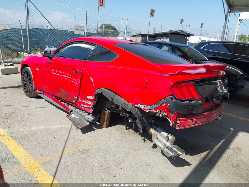 2019 FORD MUSTANG auction photo 3
