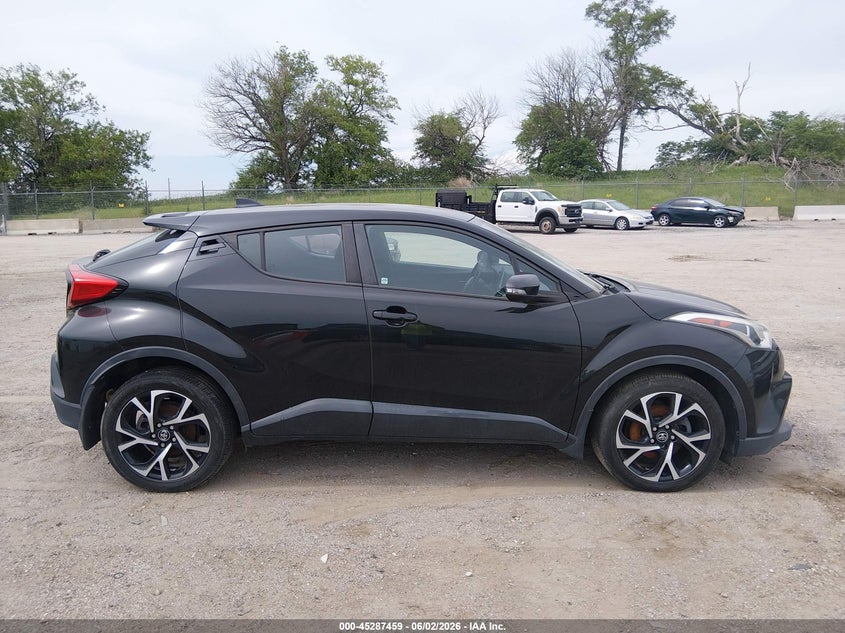 2018 Toyota C-Hr Xle Premium VIN: NMTKHMBX2JR011999 Lot: 45287459