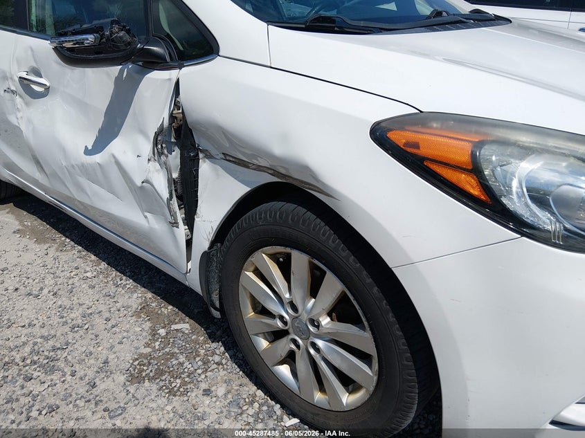2014 Kia Forte 2.0 Ex white Lot 111045287485 Vin KNAFX4A80E5122446