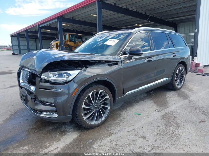 2020 LINCOLN AVIATOR auction photo 2