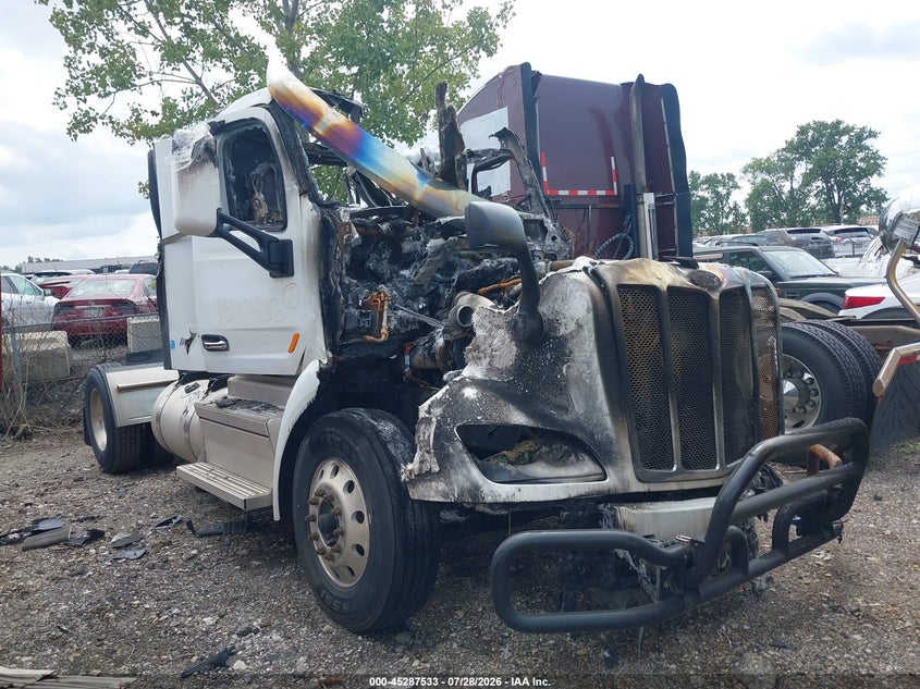 2018 PETERBILT 579 auction photo 1