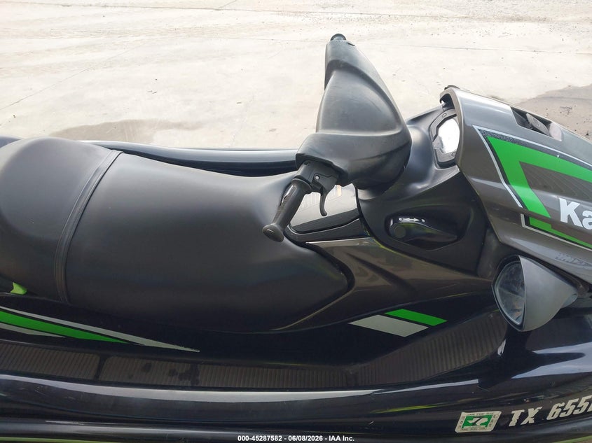 2017 KAWASAKI STX-15F auction photo 5